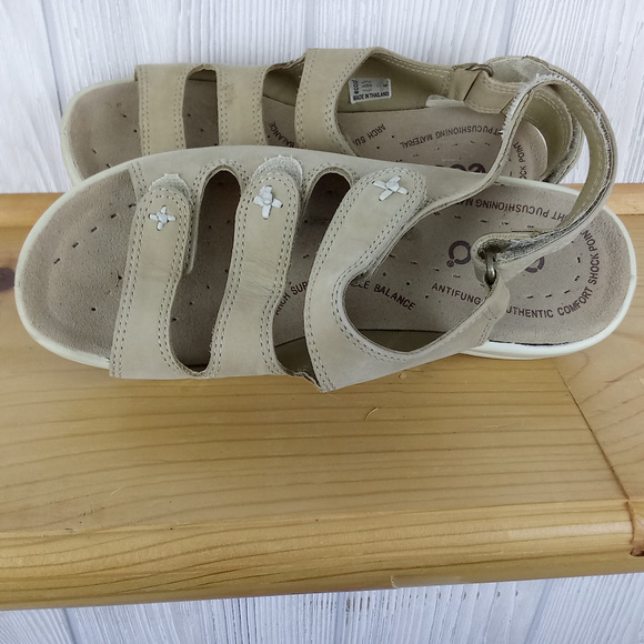 ecco babett sandal 3 strap